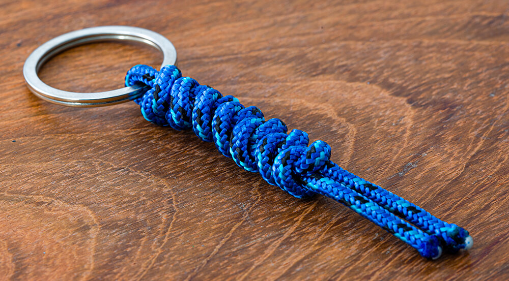 Llavero de Supervivencia Nudo Madre Víbora – 50 cm de Cordino AZUL